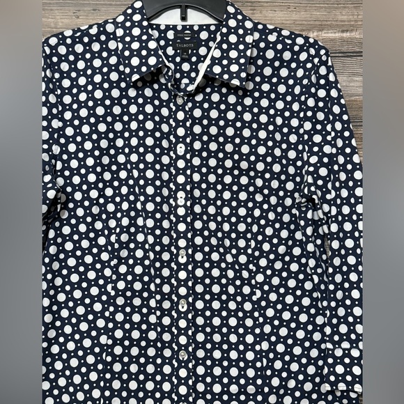 Talbots woman’s button up top size 14 - Picture 4 of 8